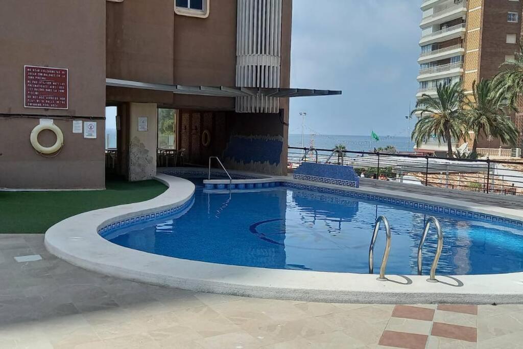 Centro Primera Linea Con Piscina Lejlighed Benidorm Eksteriør billede